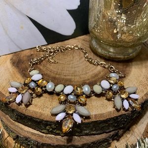 Like New| Jeweled Necklace